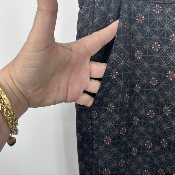 Tommy Bahama Silk 2 Piece Outfit Black Gray V Neck Sleeveless Top Pants - Picture 6 of 10